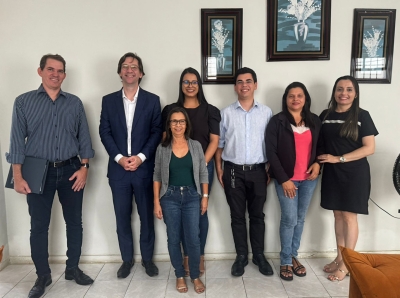 Magistrado do TJSE realiza visita à Casa Lar e ao Creas de Nossa Senhora da Glória