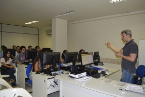 Novos servidores são recepcionados com palestras e cursos