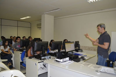 Novos servidores são recepcionados com palestras e cursos