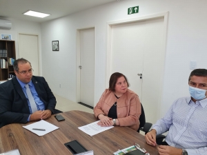 Ensino da Lei Maria da Penha, práticas restaurativas e advogados dativos para combater violência doméstica