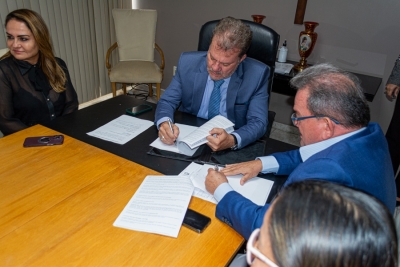 Parceria entre TJSE e Senac ofertará cursos profissionalizantes a mulheres atendidas pelos Crams