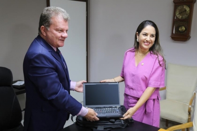 TJSE faz doação de notebooks para o Presídio Feminino (Prefem)
