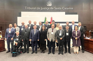 Desembargador Etélio de Carvalho participa de Encontro de Vice-Presidentes em Santa Catarina