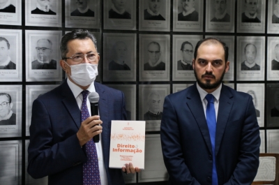 Professor da UnB lança livro no Tribunal de Justiça de Sergipe