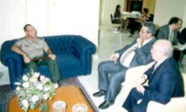 Presidente do TJ recebe visita de General Moura