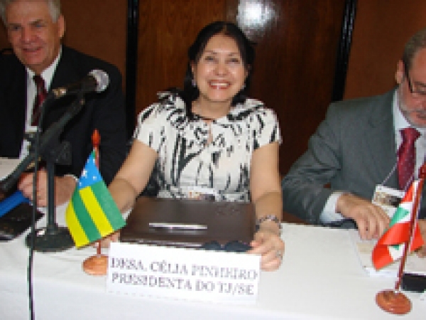 Célia Pinheiro participa do Colégio Permanente de Presidentes de Tribunais de Justiça