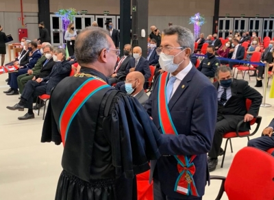 Des. Edson Ulisses é condecorado com Medalha do Mérito Judiciário do TJMS