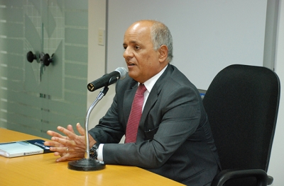 Aula Magna com Roberto Bedaque marca início de Pós-Graduação em Processo Civil da Ejuse