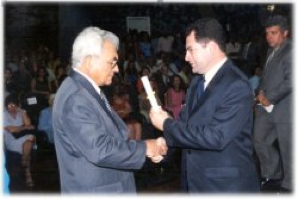 Des. Gilson Góis Soares recebe Título de Cidadão