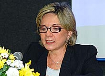 Presidente palestra em fórum sobre a mulher