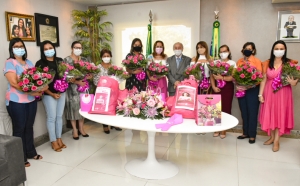 Judiciário apoia Alese em campanha de arrecadação de lenços para pacientes com câncer