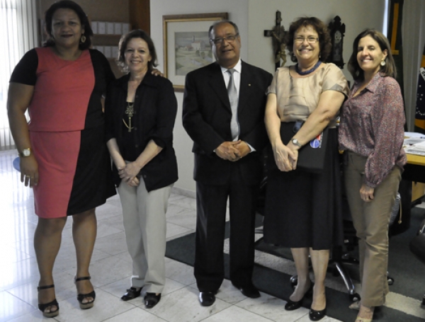 Presidente do TJSE recebe Comissão de Defesa dos Direitos da Mulher da OAB/SE