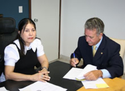 Presidente do TJSE assina convênio com a Sejuc