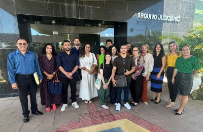 Arquivo Judiciário do TJSE recebe visita técnica de equipe do TJAL