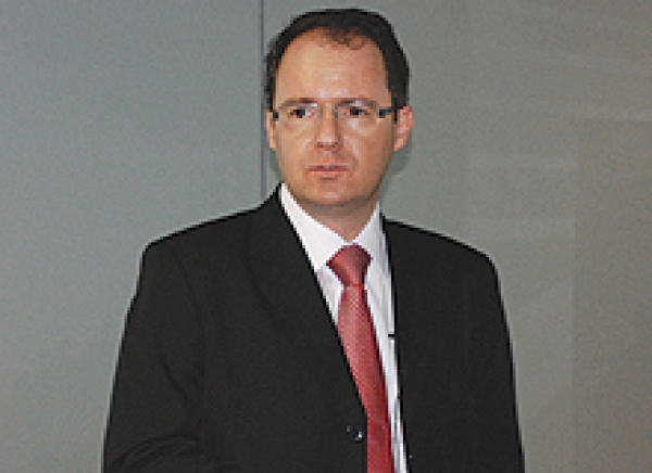 Esmese sedia segundo dia do I Fórum de Saúde Suplementar