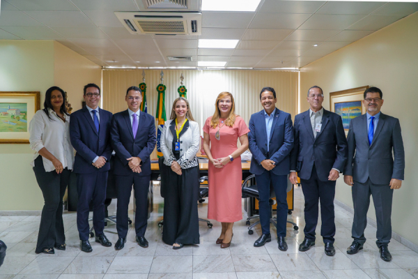 Presidente do TJSE se re&uacute;ne com dirigentes do Banco do Brasil