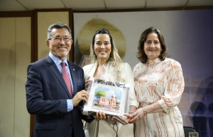 Presidente do TJSE é homenageado em celebração dos 100 anos do Instituto Parreiras Horta