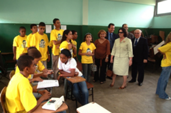 Alunos participam do projeto Eleitor do Futuro