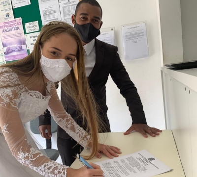 TJSE realiza mais cinco casamentos por videochamada