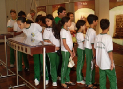 Estudantes de Aquidabã visitam Memorial do Judiciário