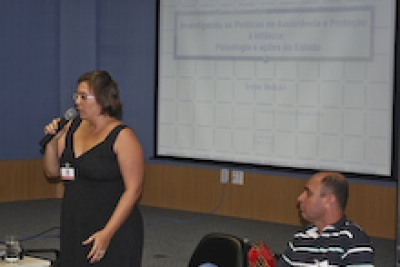 Psicólogos e assistentes sociais participam de palestra no TJSE