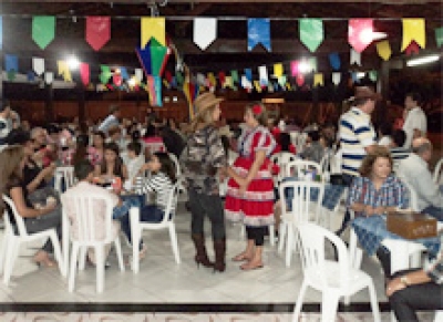 Confraternização junina reúne oficiais de Justiça e executores de mandados