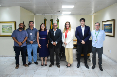 TJSE realiza doação de 640 microcomputadores e 100 switches para o IFS