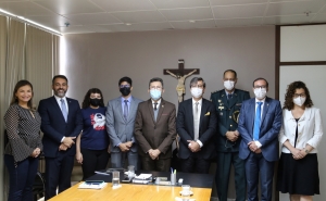 Presidente do TJSE recebe integrantes da Campanha Despejo Zero