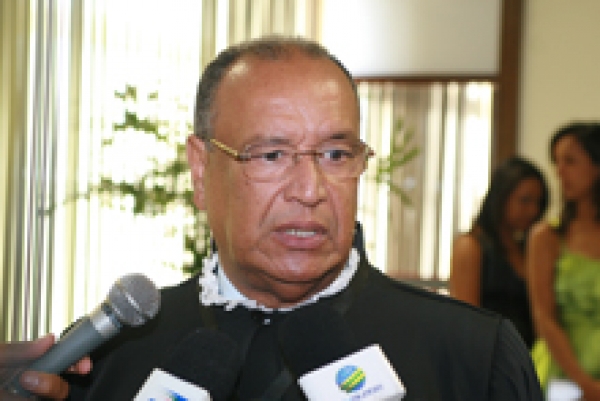 Desembargador Osório Ramos será condecorado no TRT