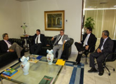 Presidente do TJSE recebe visita do Governador Marcelo Déda