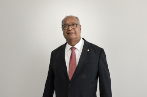 Desembargador Osório se aposenta e recebe homenagens no Tribunal Pleno