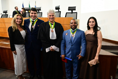 Desembargadores do TJSE recebem homenagem do Mérito Trabalhista