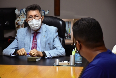 Presidente do TJSE recebe dirigentes do Sindijus