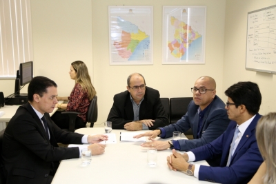 GMF discute implantação de coleta de perfil genético para identificação criminal em Sergipe