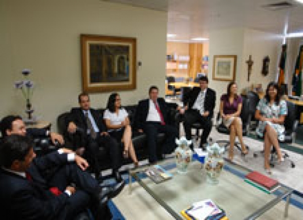 Presidente do TJSE recebe comissão de Procuradores do Estado