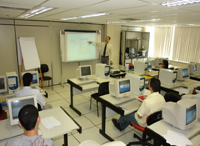 ESAJ promove treinamento para servidores sobre gravação do Júri