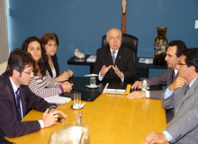 Judiciário assina termo de cooperação com o Executivo