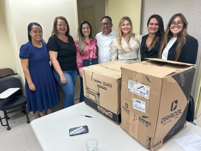 Articulação da Coordenadoria da Mulher propicia doação de equipamentos para cursos em mais nove CRAMs