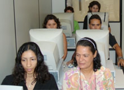 Servidores do interior fazem curso de Informática