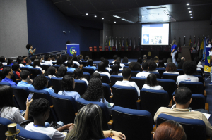 Jovens aprendizes participam de evento no Tribunal de Justiça de Sergipe