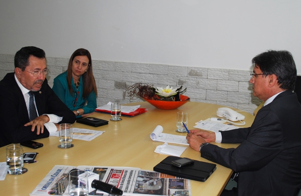 Mutirão Carcerário apresenta trabalho a Secretário de Direitos Humanos