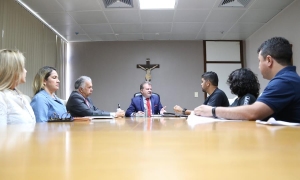 Presidente do TJSE recebe dirigentes do Sindijus e anuncia convocação de aprovados no concurso