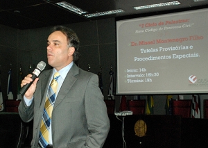 Misael Montenegro debate Tutelas Provisórias e Procedimentos Especiais na Ejuse