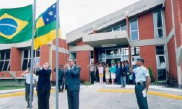 Presidente do TJSE Instala 3º JEC