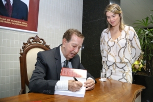 Seleta do Memorial do Judiciário homenageia Des. Artur Oscar de Oliveira Deda