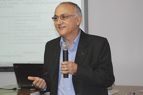 "O Permanente Diálogo Sistemático entre as Fontes" foi tema de curso para magistrados na Ejuse