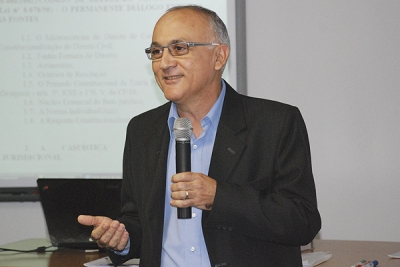 "O Permanente Diálogo Sistemático entre as Fontes" foi tema de curso para magistrados na Ejuse