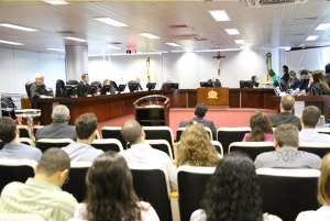 Estudantes de Direito acompanham sessão do Pleno no TJSE