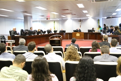 Estudantes de Direito acompanham sessão do Pleno no TJSE